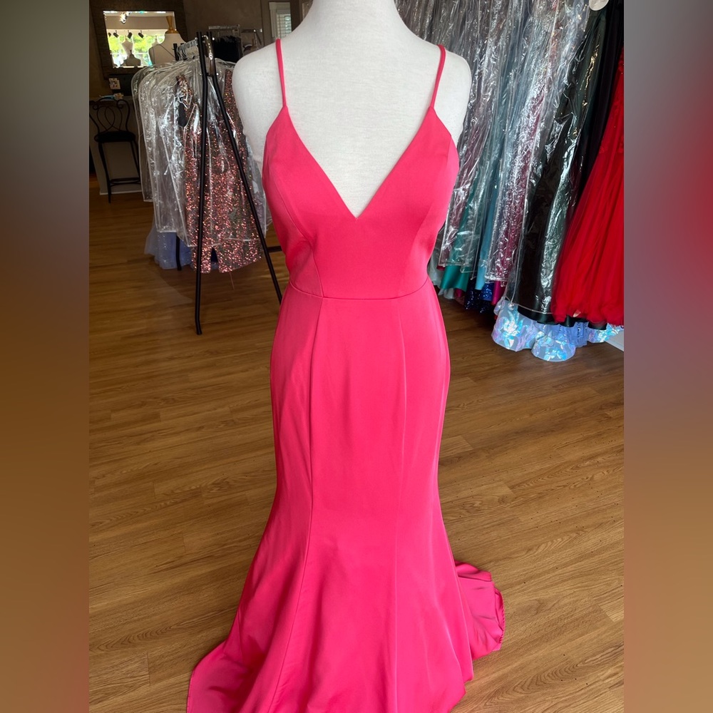 Faviana Style s10846 Size 10
